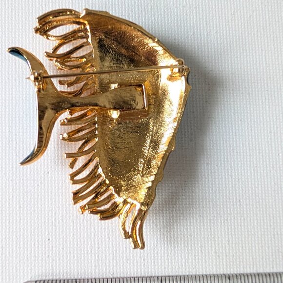 Vintage fish brooch – green/yellow gold body, gold-tone fins - Picture 4 of 4